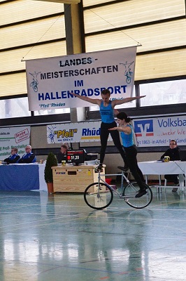 2er Kunstrad Komnick Busse